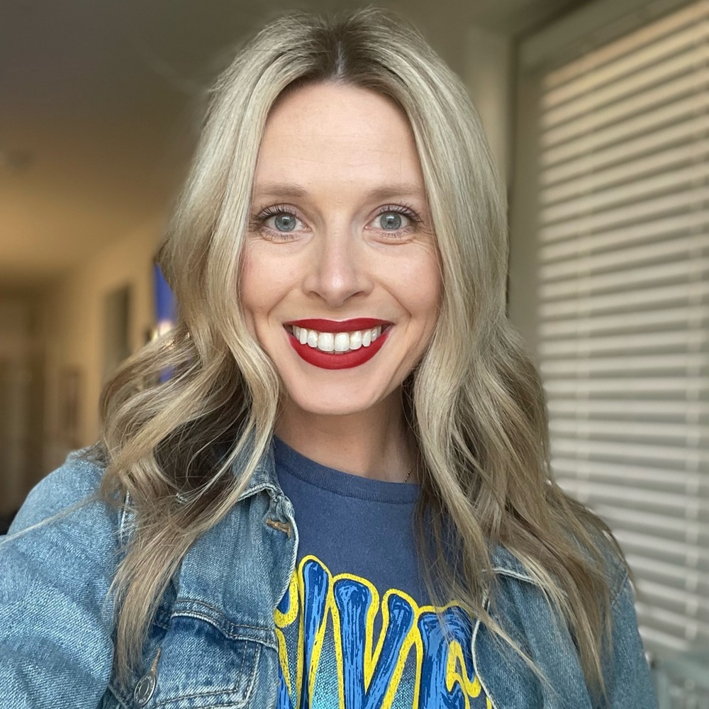 Meet your Posher, Alyssa